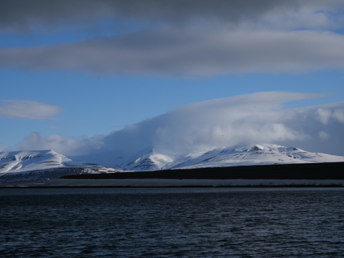 P1033768